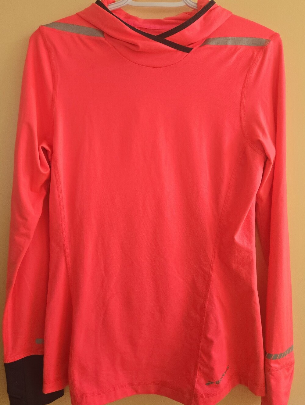 Brooks Notch Thermal Hoodie Women'Small Long Sleeve Pink Small